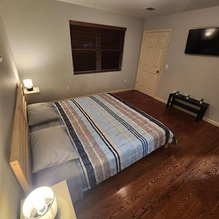 Luxury 2 Bed Apt, Mins To Nyc! Union City Bagian luar foto