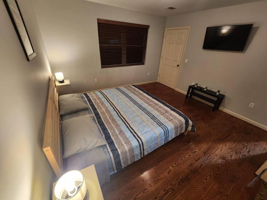 Luxury 2 Bed Apt, Mins To Nyc! Union City Bagian luar foto