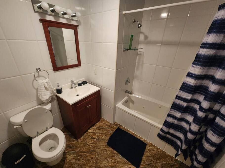 Luxury 2 Bed Apt, Mins To Nyc! Union City Bagian luar foto